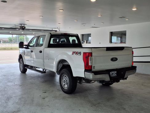 Used 2017 Ford F250 XL w/ Power Equipment Group AWD/4WD image 15