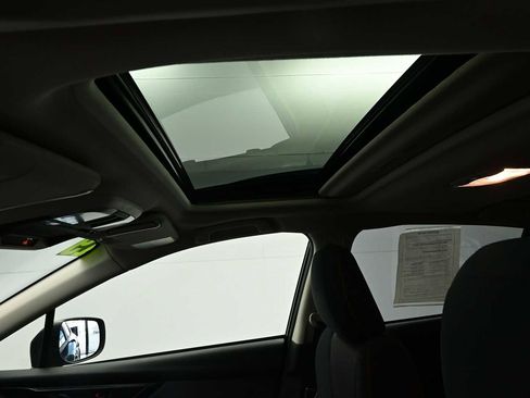 Used 2019 Subaru Crosstrek 2.0i Premium w/ Moonroof Package AWD/4WD image 27