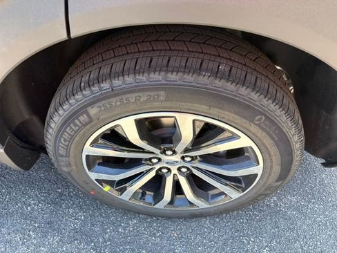New 2026 Ford Explorer ST-Line AWD/4WD image 14