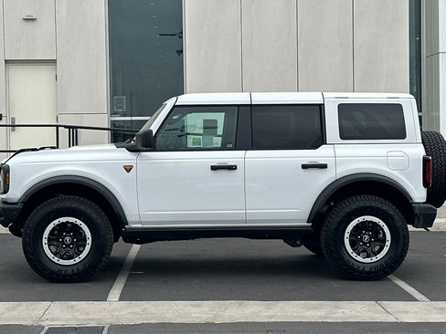 New 2026 Ford Bronco Badlands AWD/4WD image 6