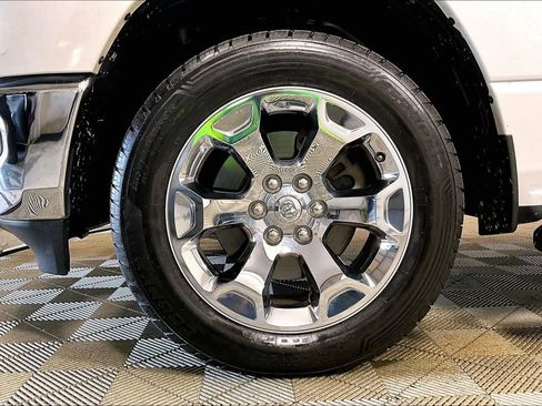 Used 2019 RAM 1500 Big Horn image 8