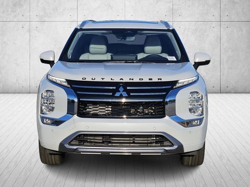 New 2026 Mitsubishi Outlander SEL image 2