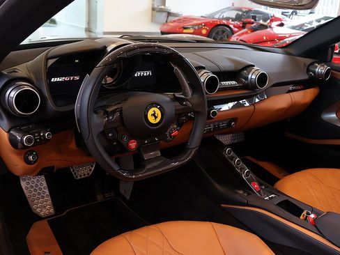 Certified 2022 Ferrari 812 GTS RWD image 45
