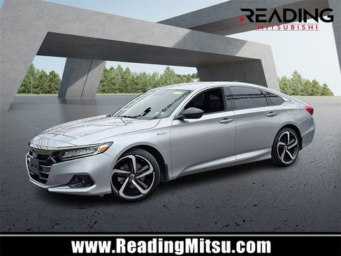 Used 2022 Honda Accord Sport image 1