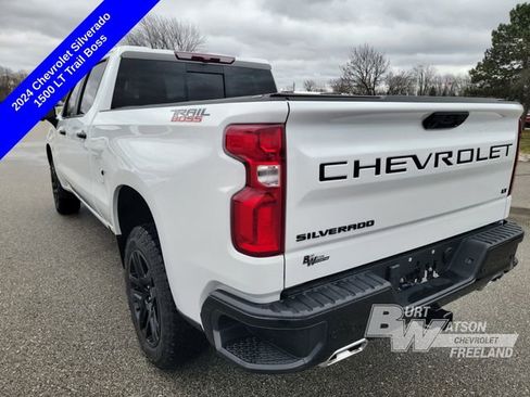 Used 2024 Chevrolet Silverado 1500 LT Trail Boss w/ LT Trail Boss Premium Package image 4