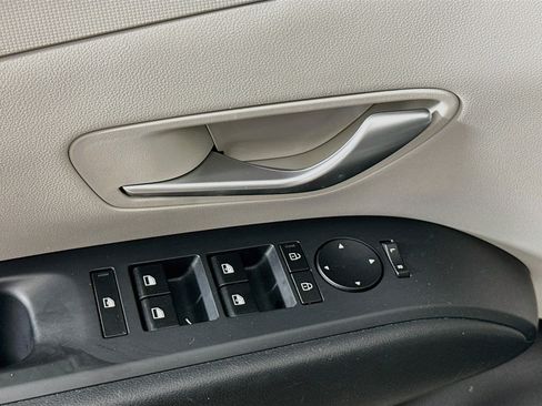 Used 2025 Hyundai Tucson SEL FWD image 15