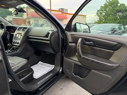Used 2017 GMC Acadia Limited SLT AWD/4WD image 21