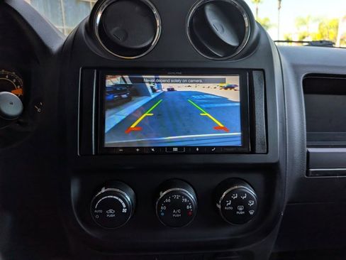 Used 2016 Jeep Patriot High Altitude image 13