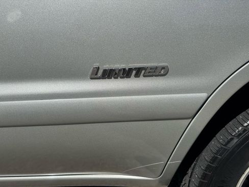 Used 2007 Toyota Highlander 2WD Hybrid image 14