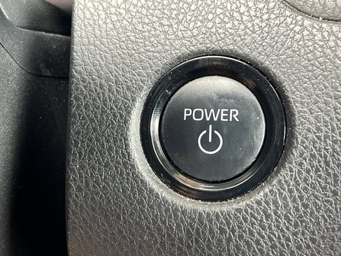 Used 2025 Toyota Camry SE FWD image 21