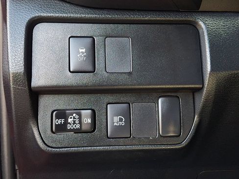 Used 2020 Toyota Tacoma SR AWD/4WD image 21