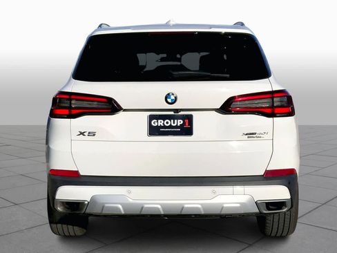 Used 2023 BMW X5 xDrive40i image 4