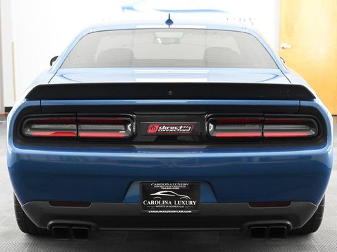 Used 2021 Dodge Challenger R/T Scat Pack RWD image 3