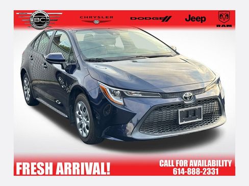 Used 2020 Toyota Corolla LE FWD image 1