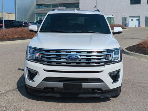 Used 2019 Ford Expedition Limited image 3
