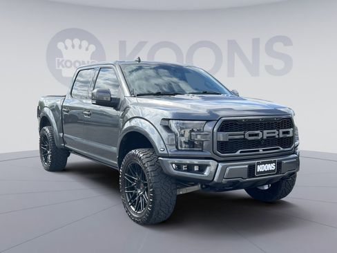 Used 2019 Ford F150 Raptor w/ Equipment Group 802A Luxury AWD/4WD image 2