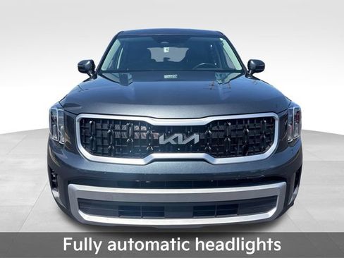 Used 2023 Kia Telluride LX FWD image 11