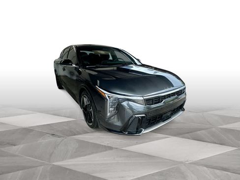 Used 2025 Kia K4 GT-Line FWD image 2