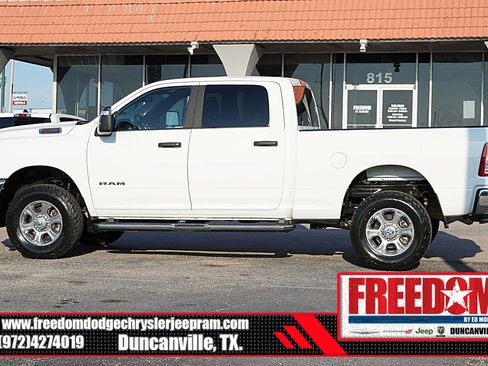Used 2024 RAM 2500 Big Horn w/ Bed Utility Group AWD/4WD image 2