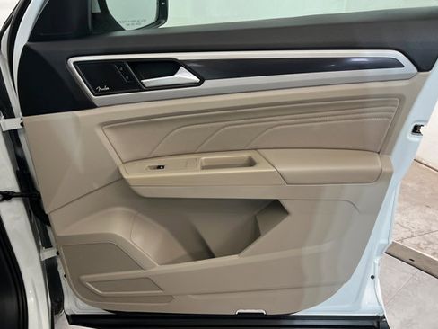 Used 2021 Volkswagen Atlas SEL Premium AWD/4WD image 24