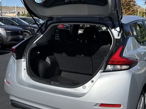 Certified 2024 Nissan Leaf S image 18