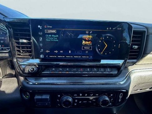 Used 2023 Chevrolet Silverado 1500 ZR2 w/ Technology Package image 13