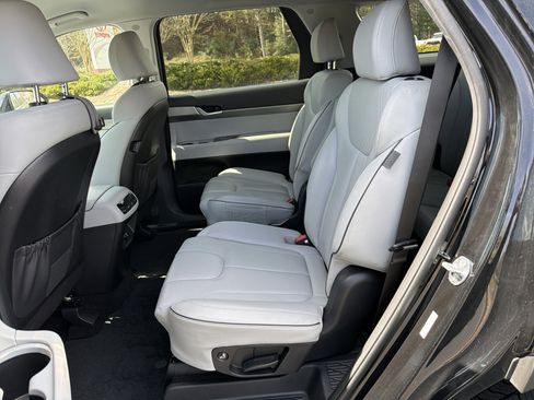 Used 2024 Hyundai Palisade SEL image 21