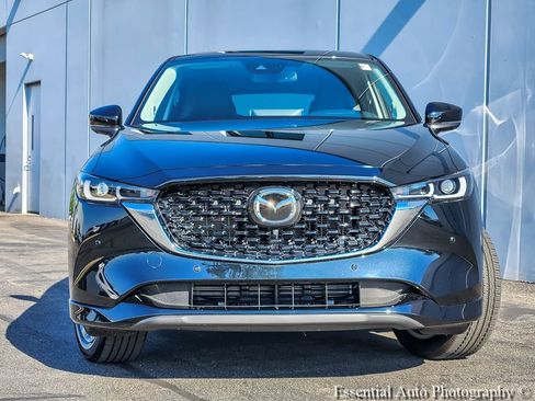 Used 2025 MAZDA CX-5 AWD 2.5 S w/ Premium Plus Pkg image 4