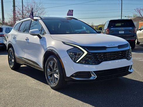 New 2025 Kia Sportage SX image 3