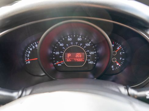Used 2019 Kia Soul FWD image 20