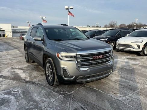 Used 2020 GMC Acadia SLE w/ Driver Convenience Package image 3