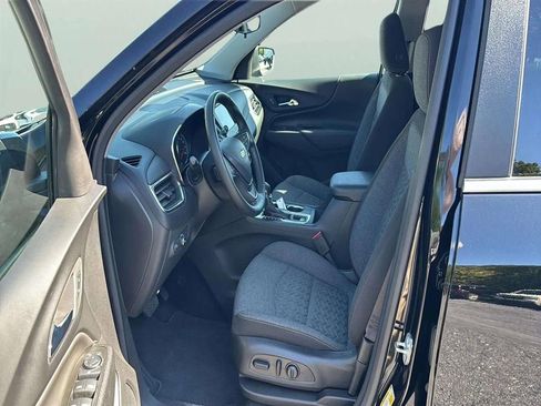 Certified 2023 Chevrolet Equinox LT image 9
