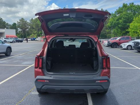 Used 2022 Kia Sorento LX FWD image 5