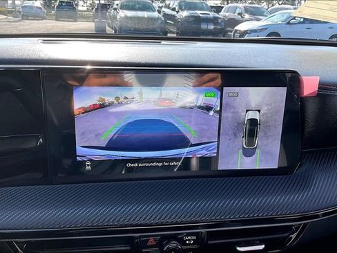 Certified 2025 Nissan Kicks SR image 13