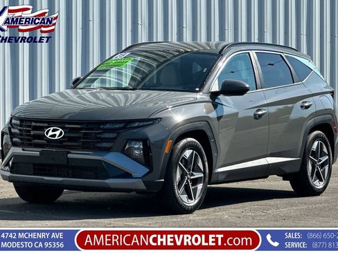 Used 2025 Hyundai Tucson SEL FWD image 8
