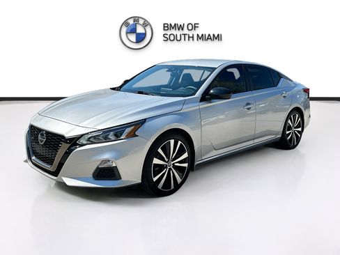 Used 2021 Nissan Altima 2.5 SR image 3