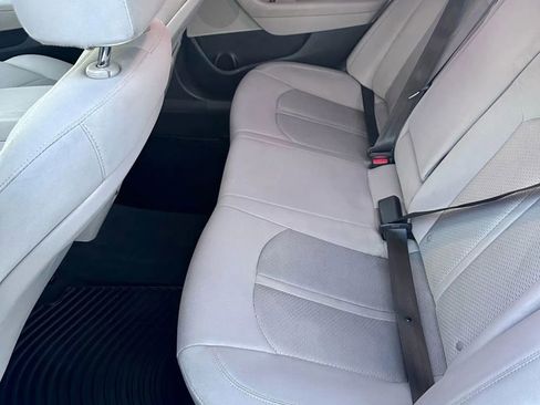 Used 2019 Hyundai Sonata SEL image 11