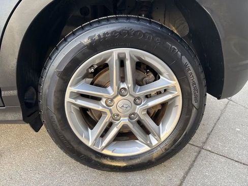 Used 2022 Hyundai Kona SE image 52