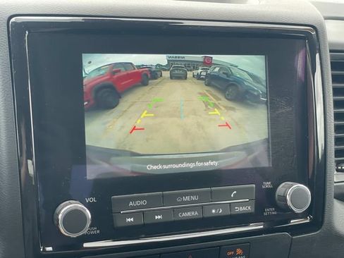 Used 2024 Nissan Frontier S w/ Technology Package AWD/4WD image 19