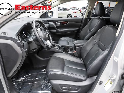 Used 2022 Nissan Rogue Sport SL w/ Premium Package image 36