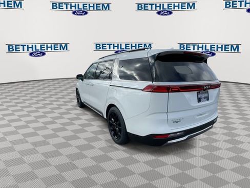 Used 2023 Kia Carnival SX Prestige image 6