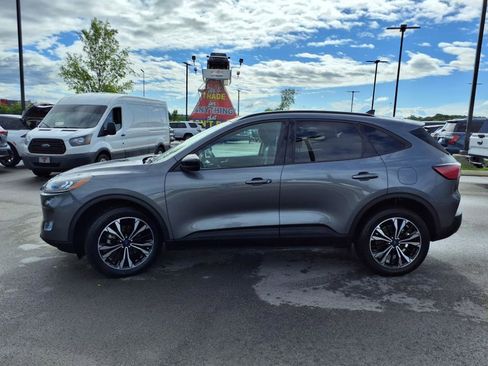 Certified 2022 Ford Escape SEL w/ SEL Stealth AWD Package image 6