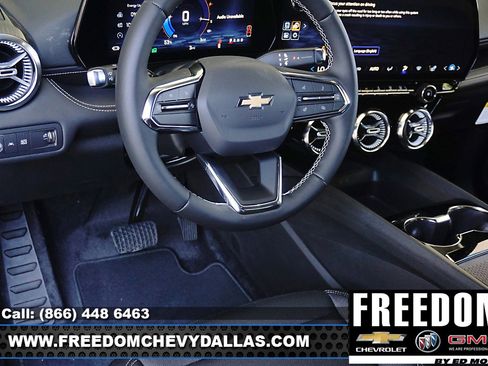 New 2025 Chevrolet Blazer EV LT image 25