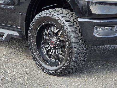 Used 2019 RAM 1500 Big Horn AWD/4WD image 10