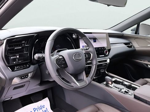 Used 2026 Lexus RX 350 AWD w/ Convenience Package image 18