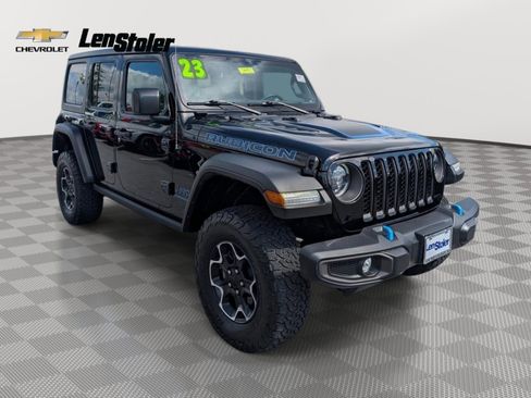 Used 2023 Jeep Wrangler Unlimited Rubicon 4xe w/ Cold Weather Group AWD/4WD image 7