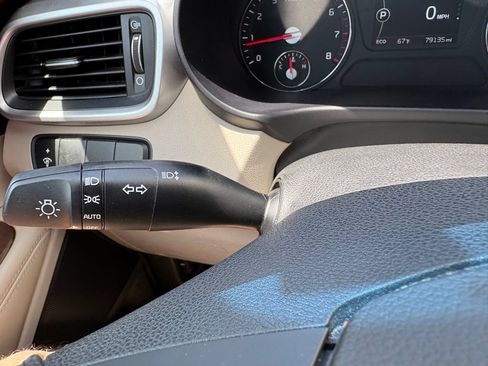 Used 2018 Kia Sorento FWD image 15