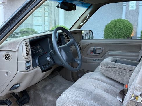 Used 1999 GMC Yukon 4WD 4-Door image 11