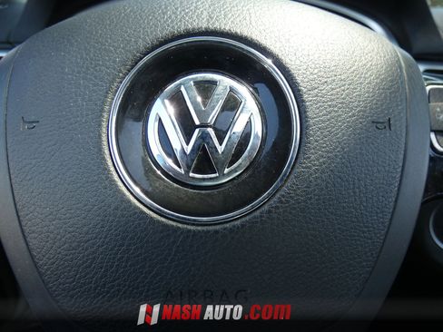 Used 2014 Volkswagen Touareg VR6 AWD/4WD image 61