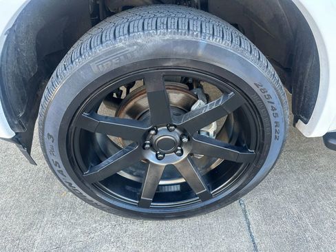 Used 2019 Ford F150 XLT w/ Equipment Group 302A Luxury AWD/4WD image 8